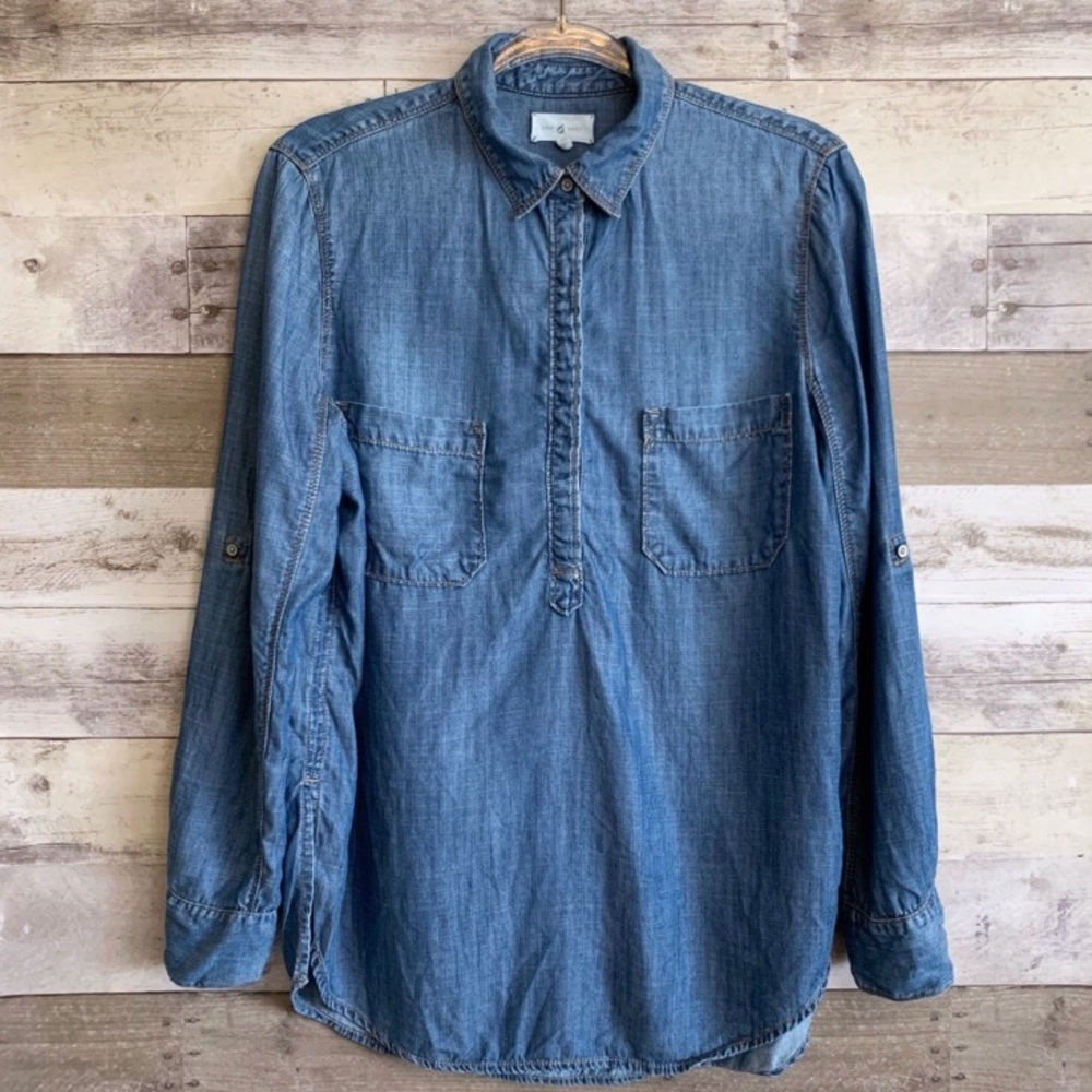 Lou and Gray Ann Taylor chambray top